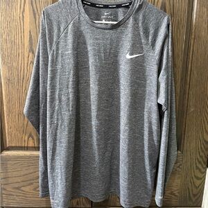 Nike Men's Heather Gray Long Sleeve Swim Tee